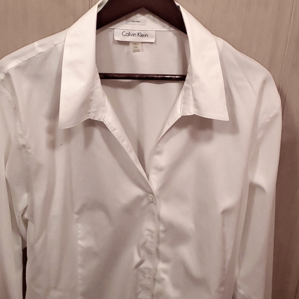 Calvin Klein Size 25 White Dress Shirt